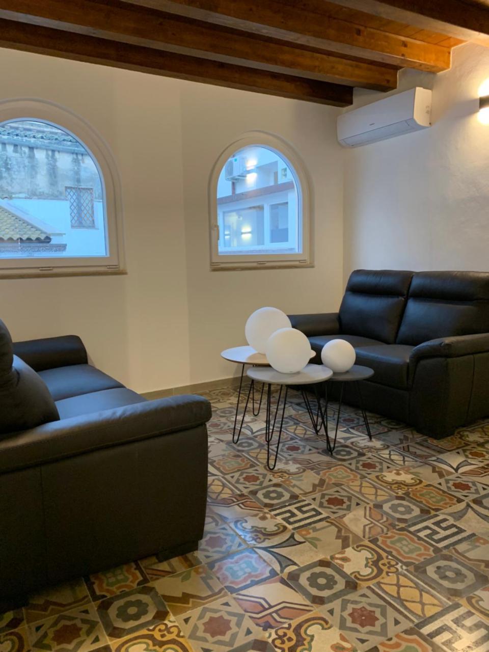 Le Maestranze Deluxe Rooms Sciacca Exteriör bild